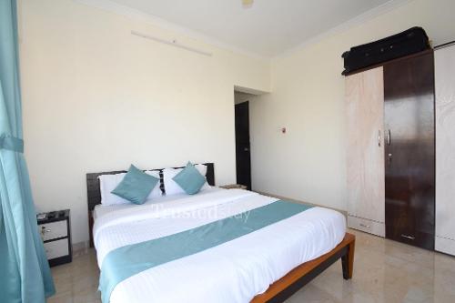 Bedroom |  Fully furnished Service apartments in Santacruz East, Mumbai